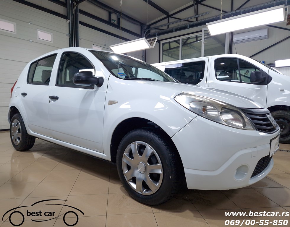 Dacia Sandero 2008 1990.00